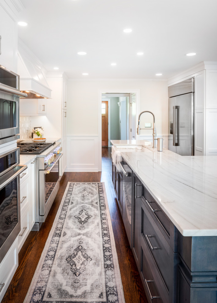 Example of a transitional kitchen design in Bridgeport