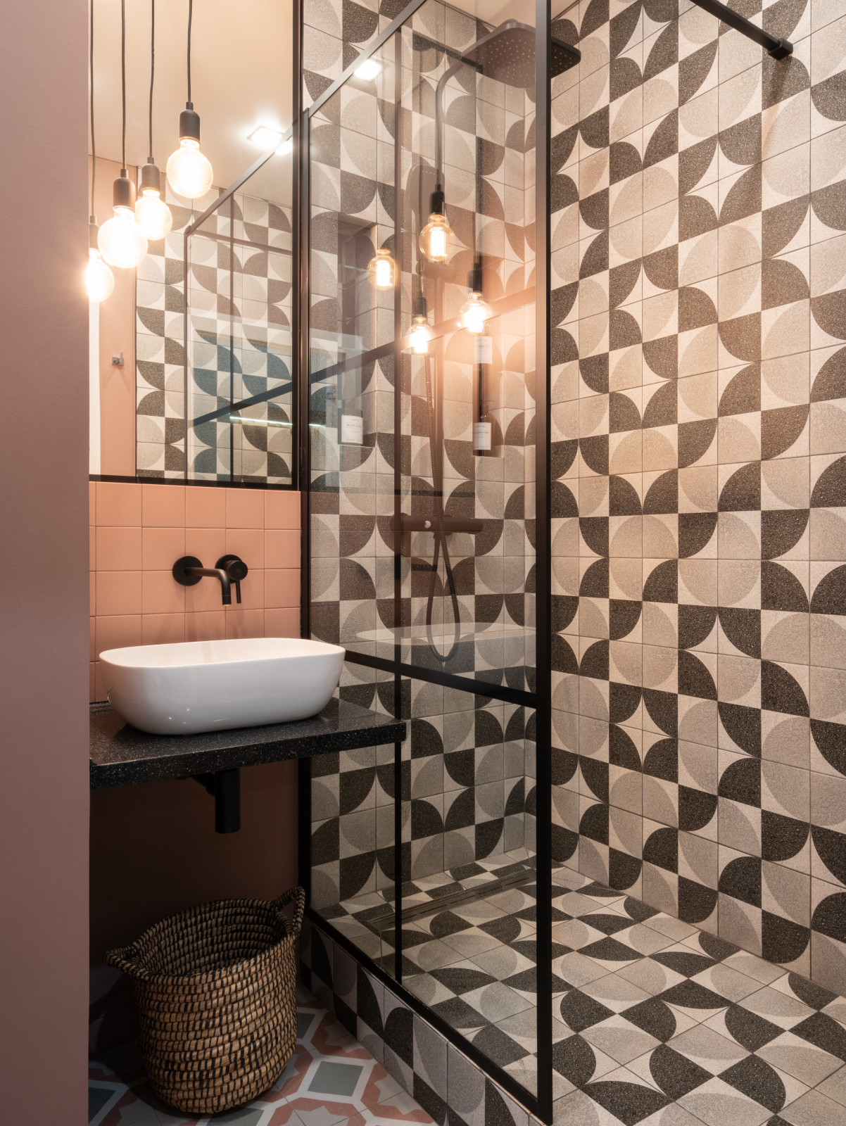 Дом на Набережной