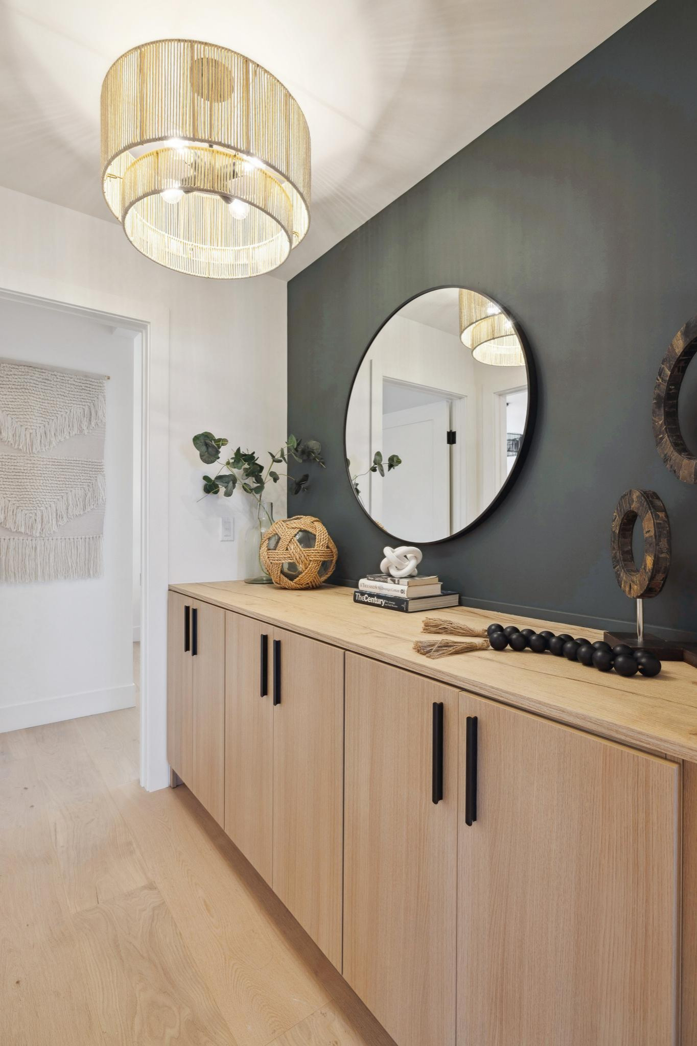 HOME STAGING