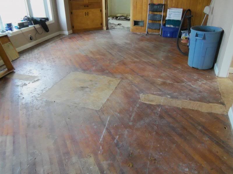 How to feather in these floors