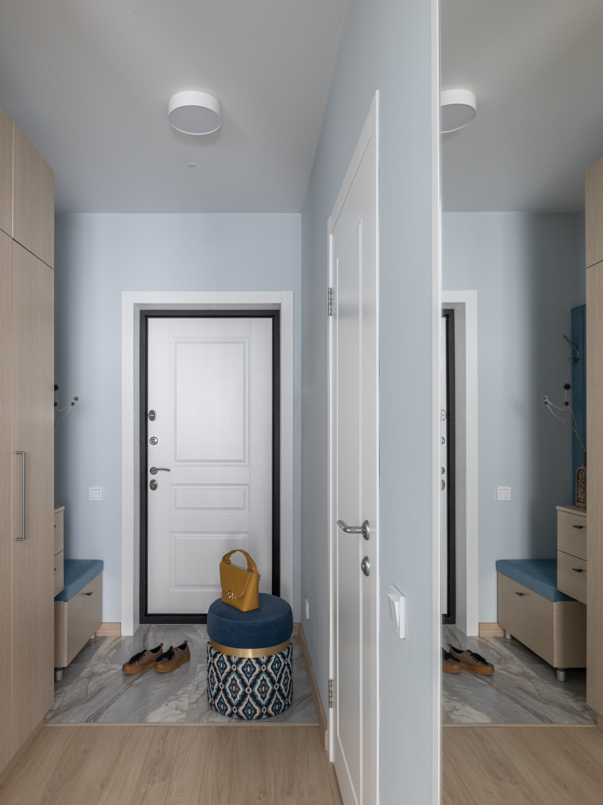 Цветы, цветы... и еще немного цветов.