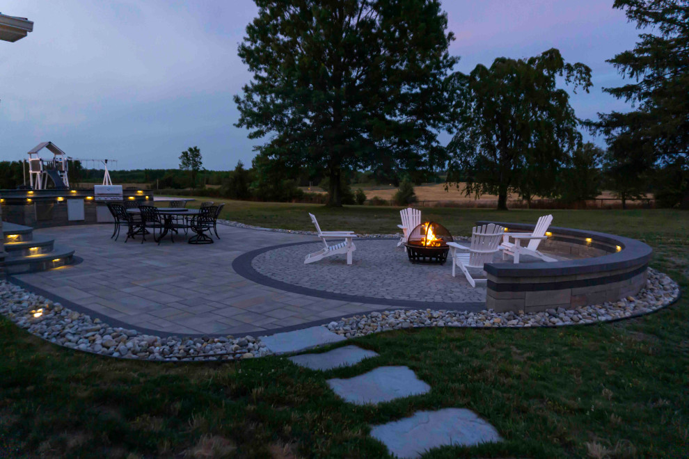 Cream Ridge, NJ: Outdoor Kitchen and Paver Patio with Firepit Area