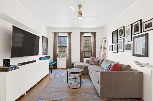 Houzz Tour: Making The Most Of 700 Square Feet In New York