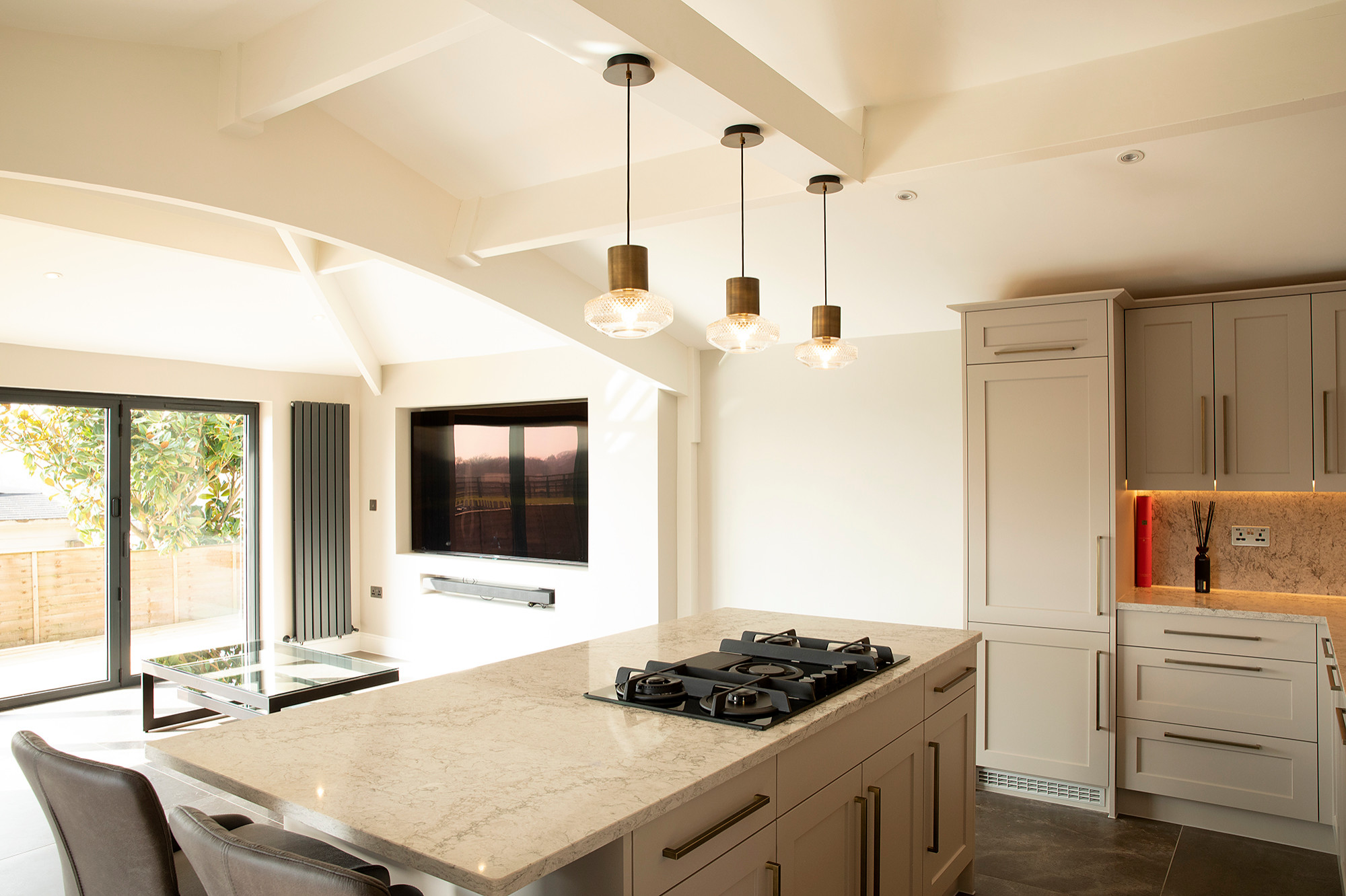 POOL HOUSE CONVERSIONS TO BACHELOR PAD