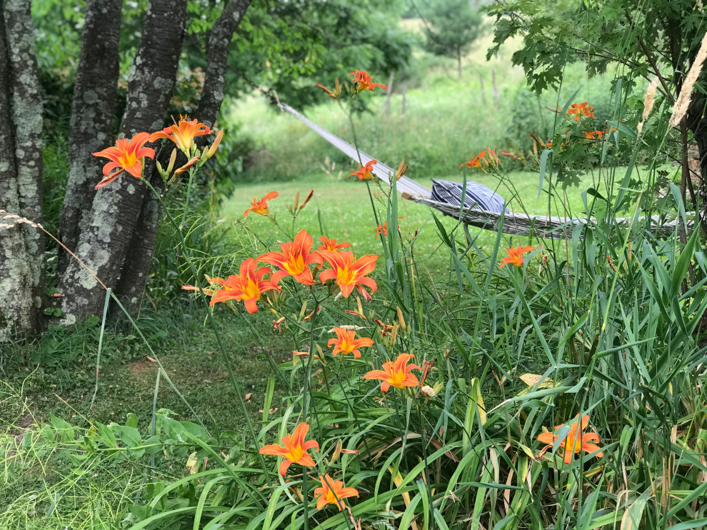 Country Farmhouse Garden