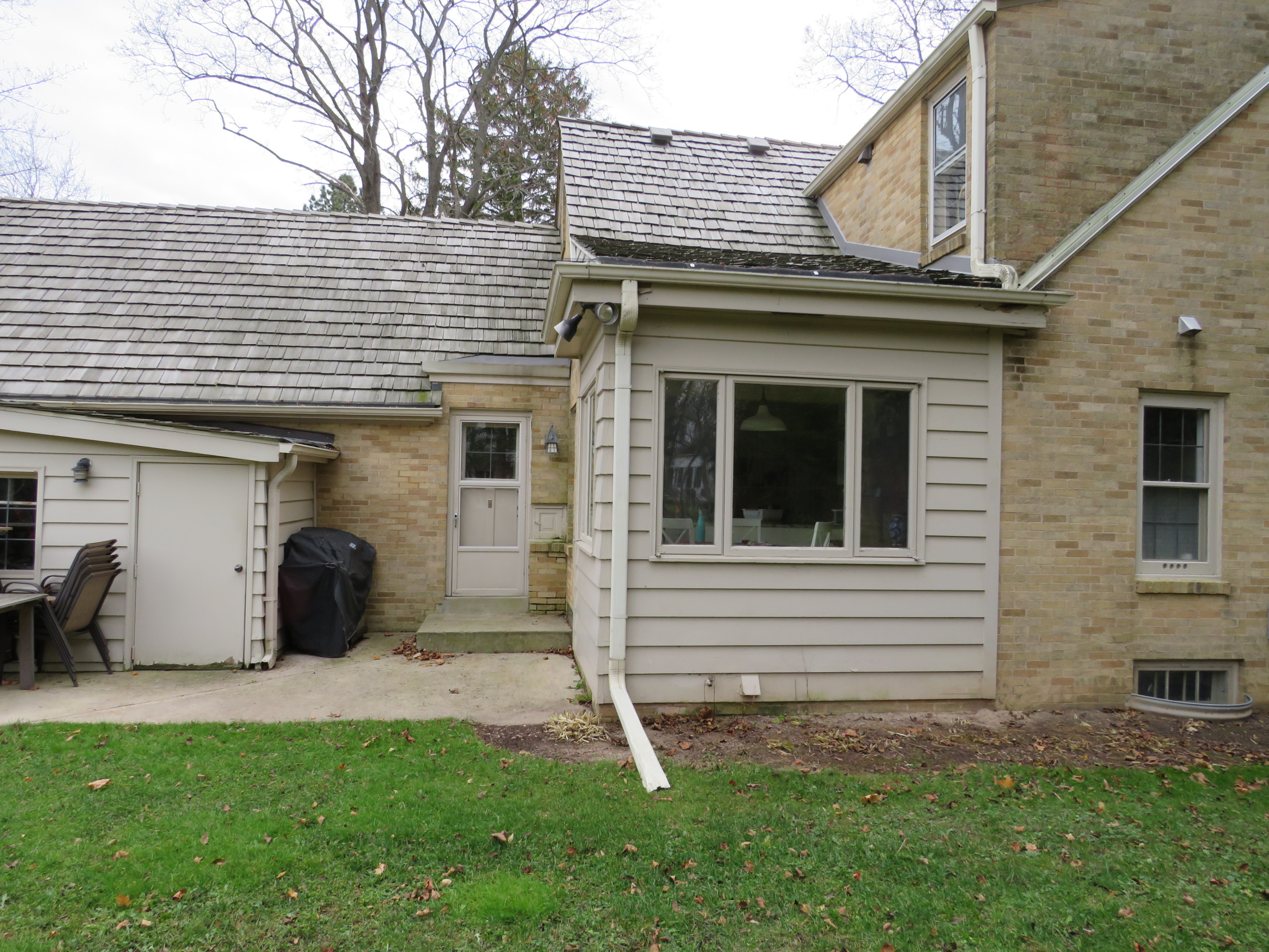 Traditional Landscape Renovation - Fox Point, WI