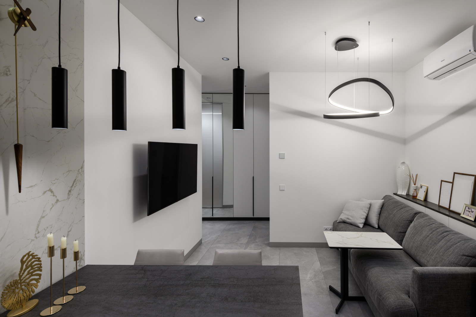 The Powerflat. Двухкомнатная квартира.