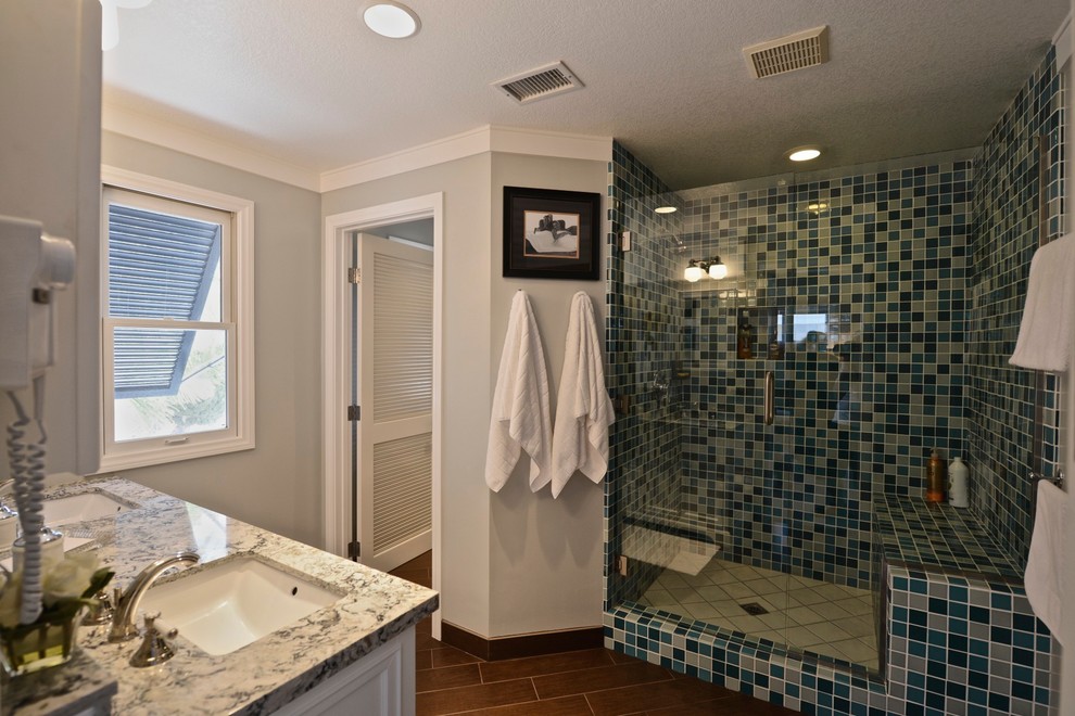 Inspiration for a beach style bathroom in Orange County.
