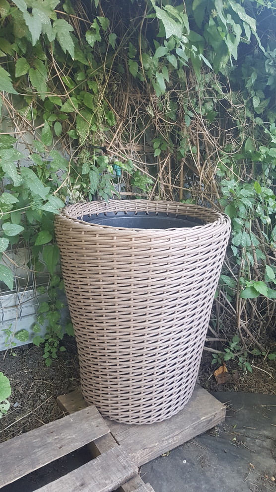 Раковина для уличного крана