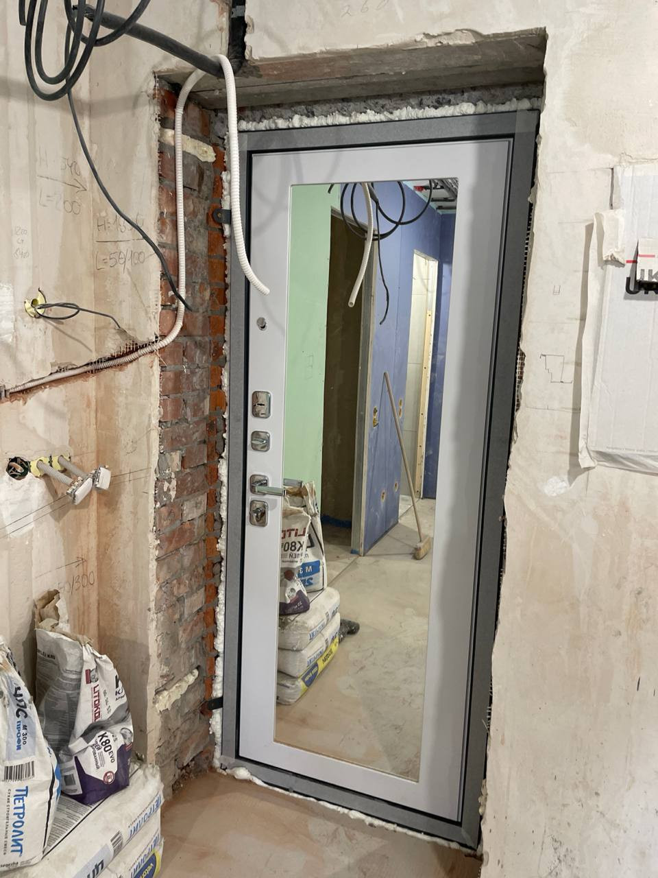 Капитальный ремонт двухкомнатной квартиры 56 м2 на Кораблестроителей 19. (2025г)