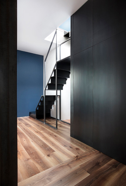 APT. MONTEVERDE industrielt-trappe