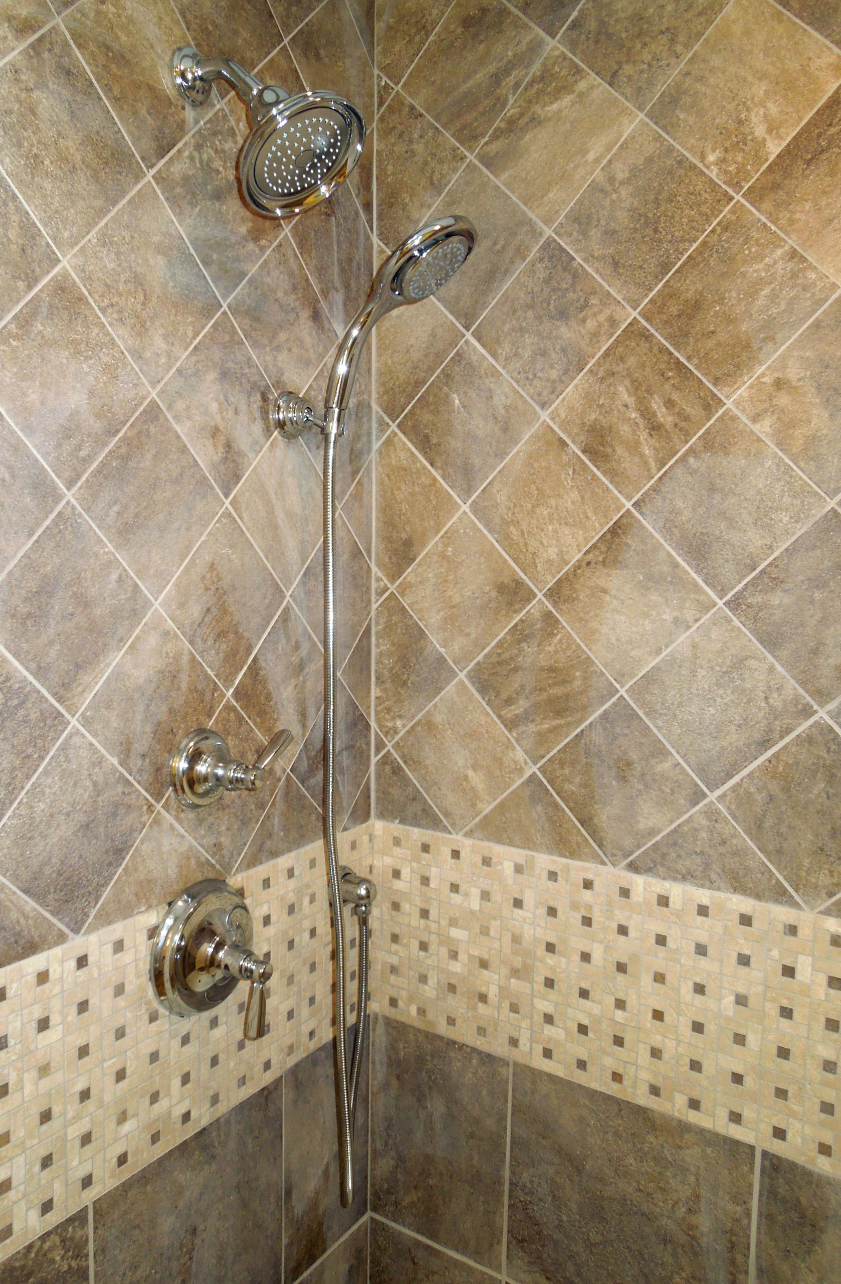 Glamorous shower details