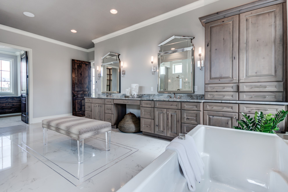 Transitional home design photo in Denver