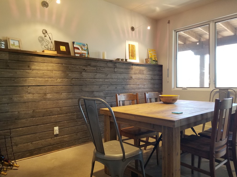 Inspiration for a transitional dining room remodel in Phoenix
