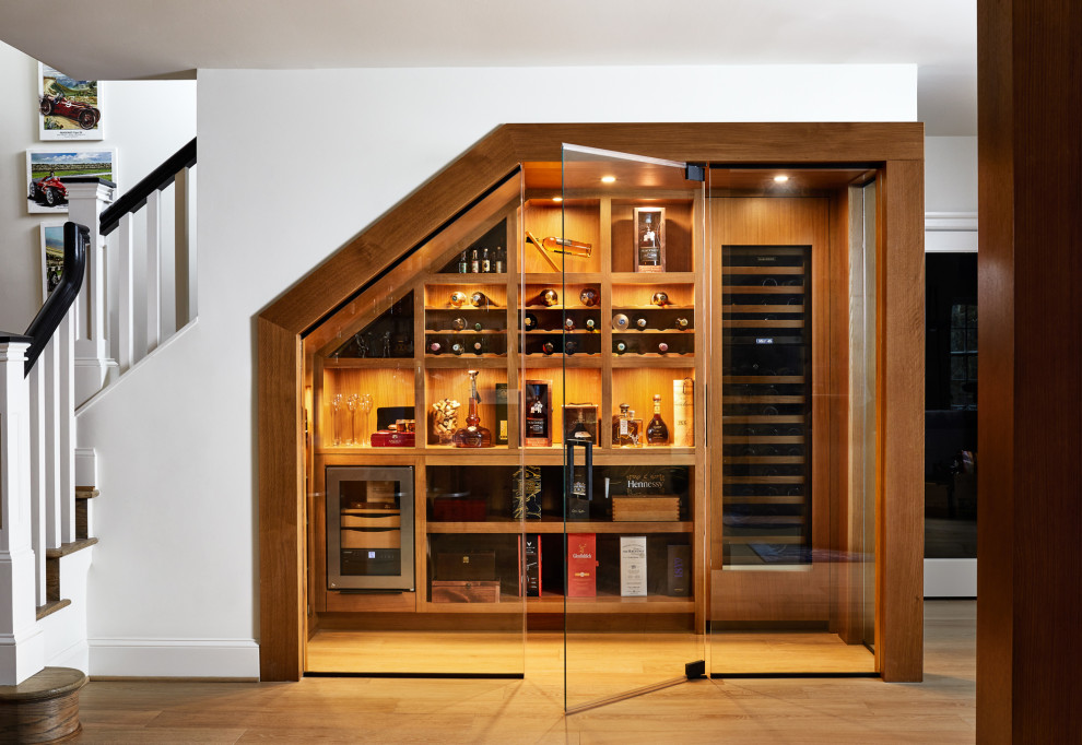 This is an example of a contemporary wine cellar in DC Metro.