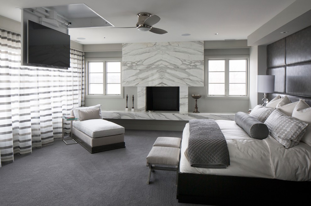 This is an example of a contemporary master bedroom in Indianapolis.