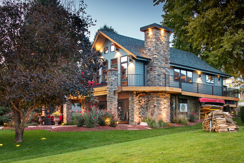 Inspiration for a traditional exterior in Omaha.