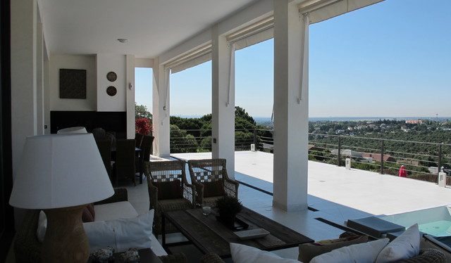 Villa NP moderno-portico