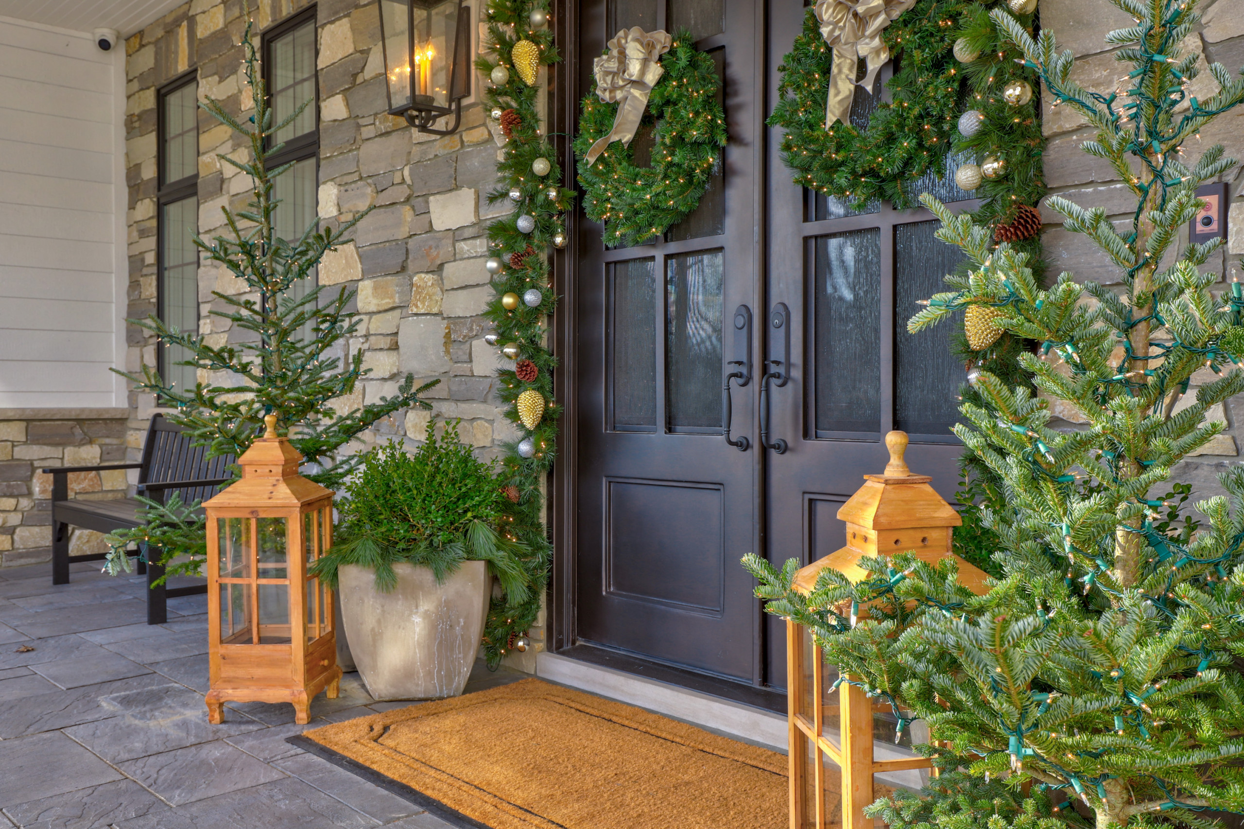 Winter outdoor decor discount
