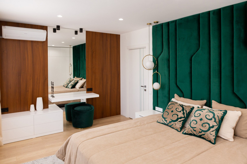 Современный интерьер с казахскими национальными элементами.