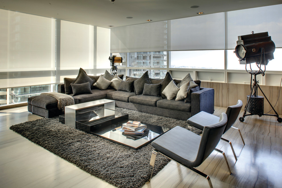 This is an example of a contemporary living room in Salt Lake City with no fireplace.