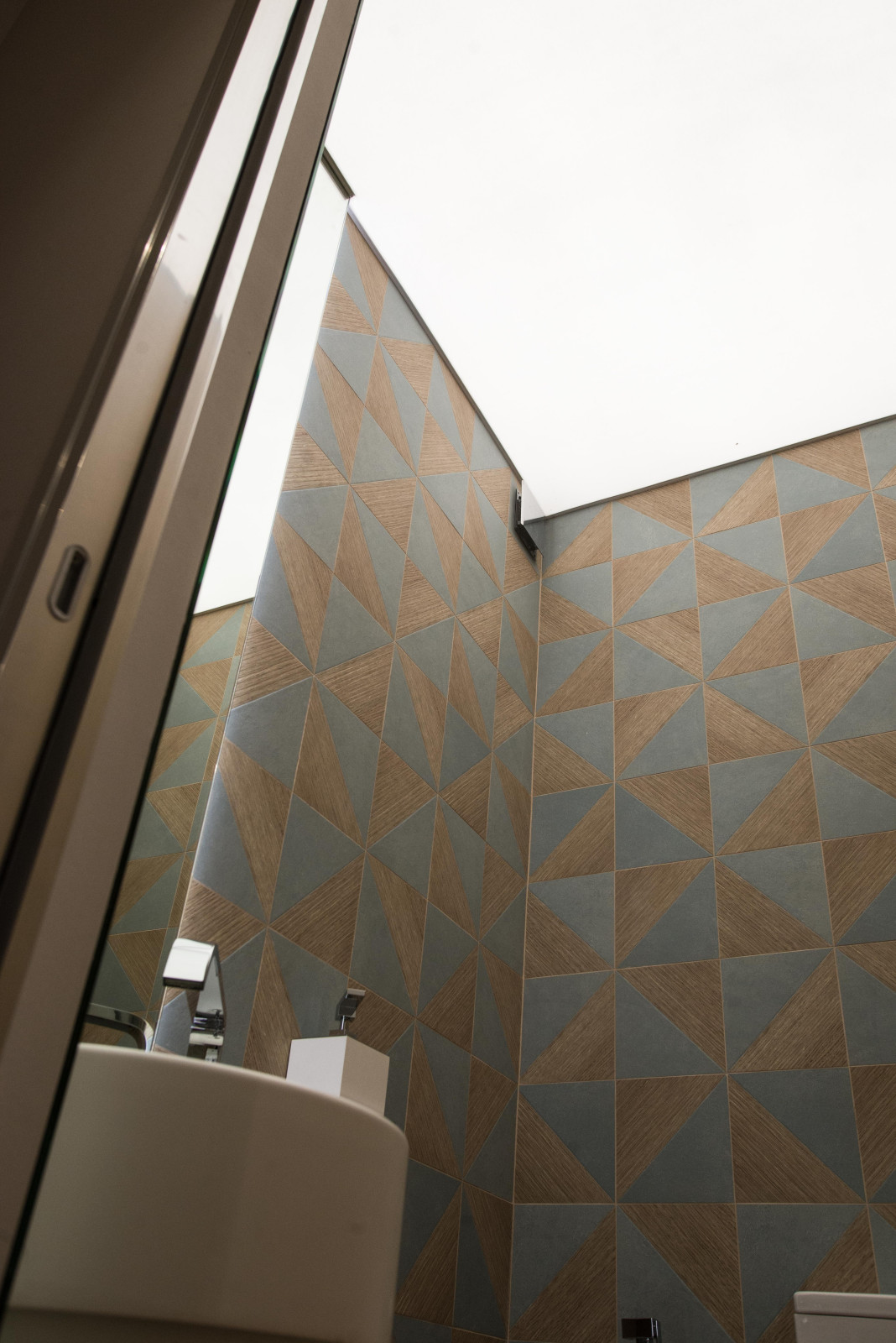 istHILLS бассейн в Подмосковье dcCONSTRUCTIONS.RU