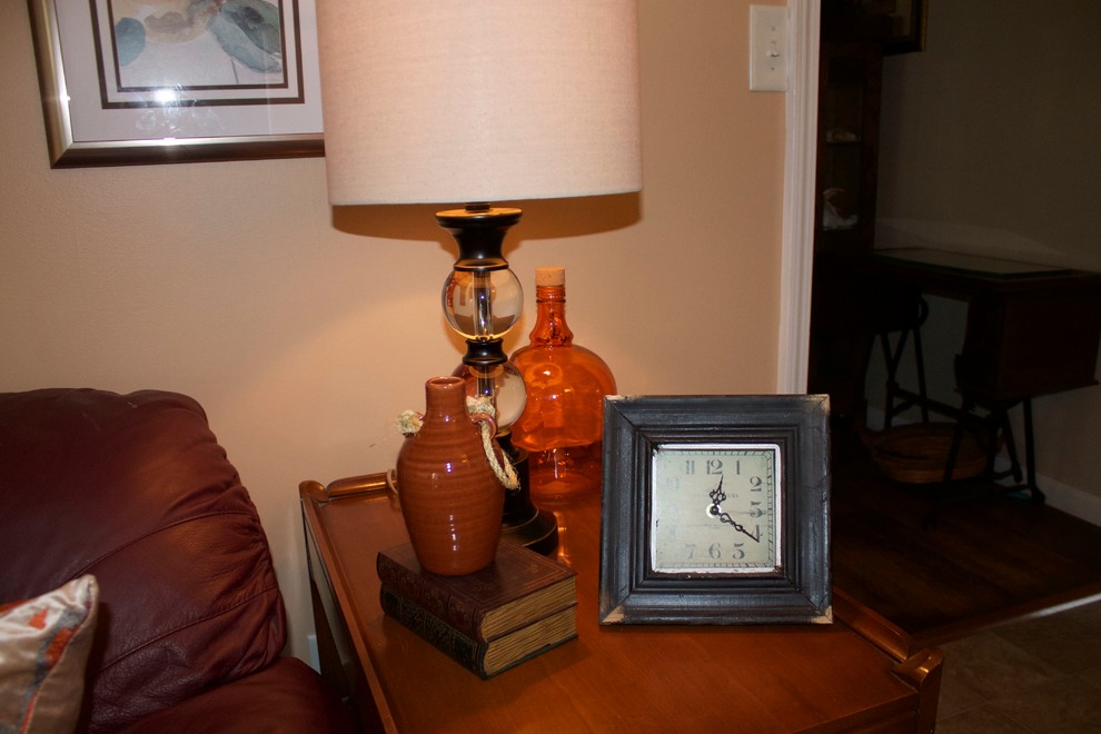 Home design - transitional home design idea in Atlanta