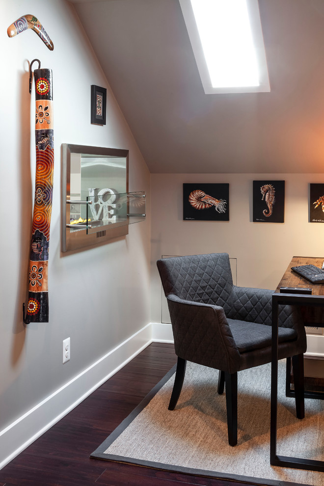 Transitional home design photo in Baltimore