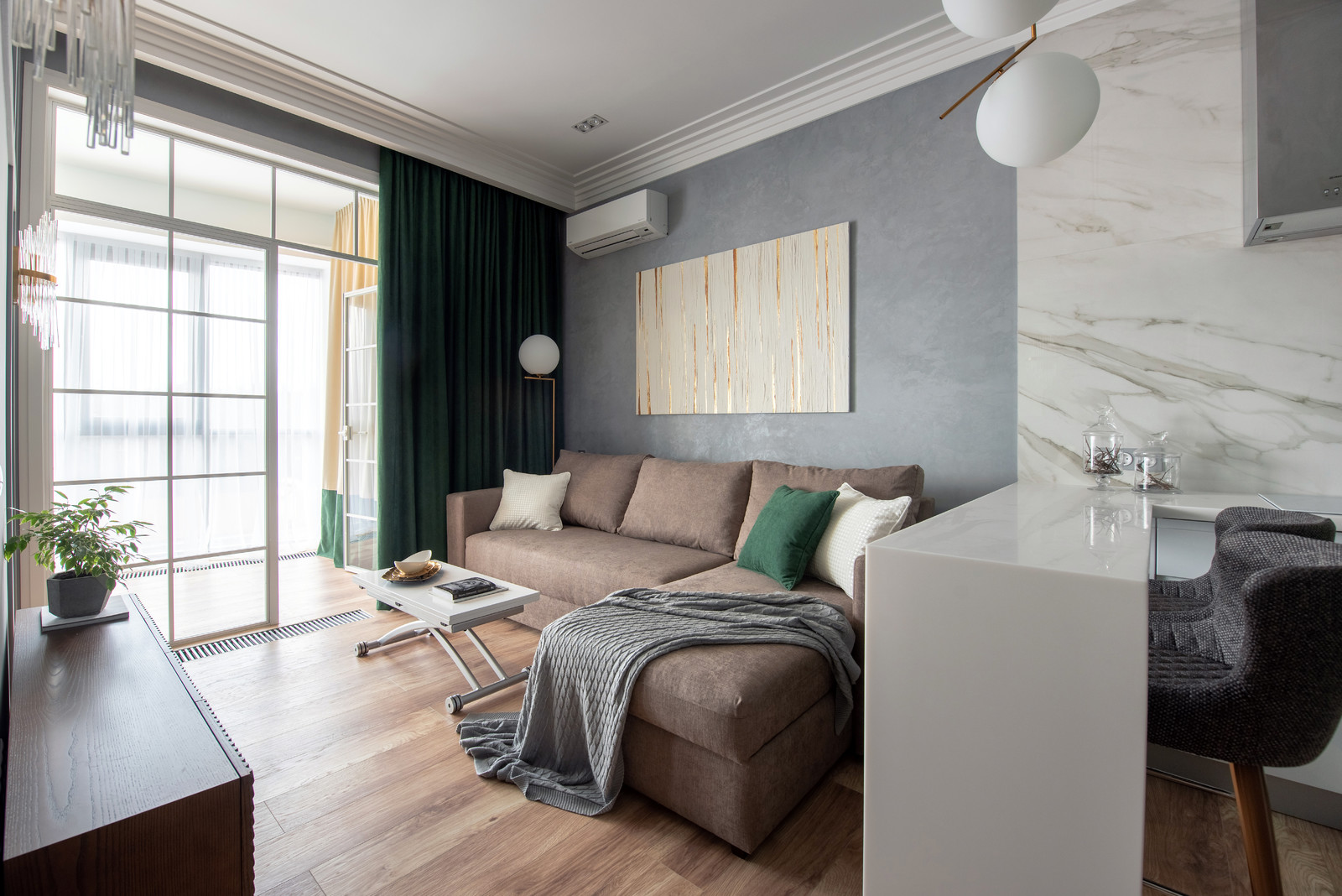 Изумруд на Парковой