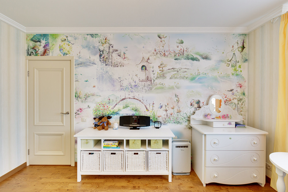 Яркая история