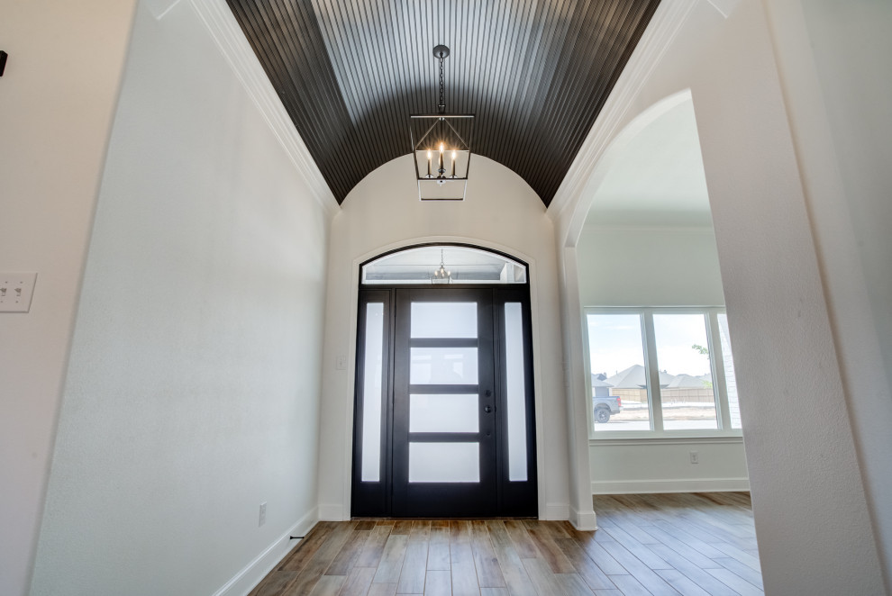 Home design - transitional home design idea