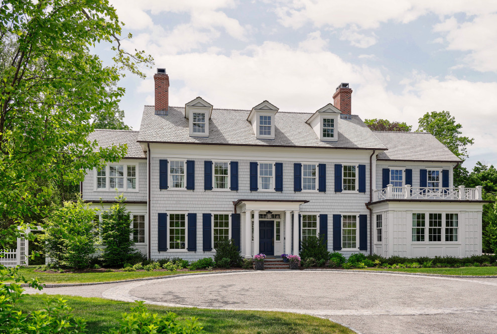 Rye Colonial - Inspiration for a timeless exterior home remodel in New York