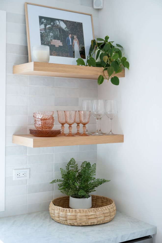 Inspiration for a transitional home design remodel in Orange County