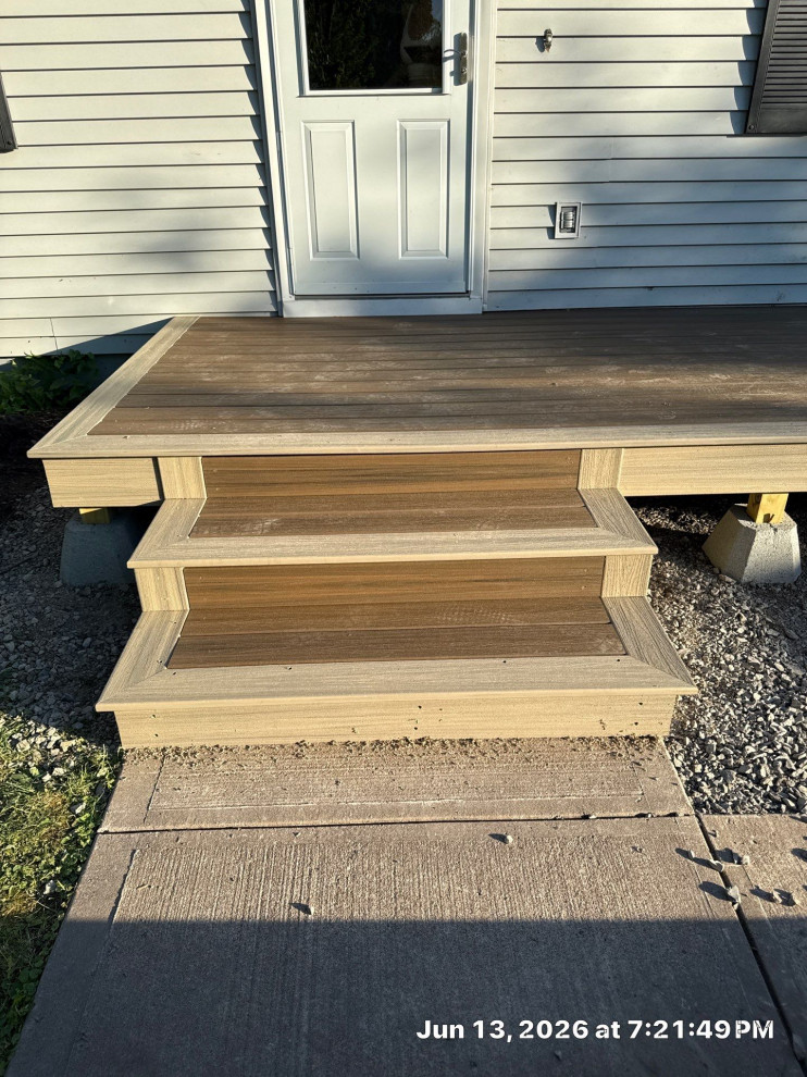 Two Tone Trex Deck