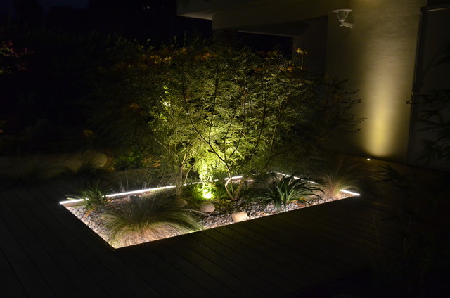 Un jardin original &agrave; Toulon contemporary-garden