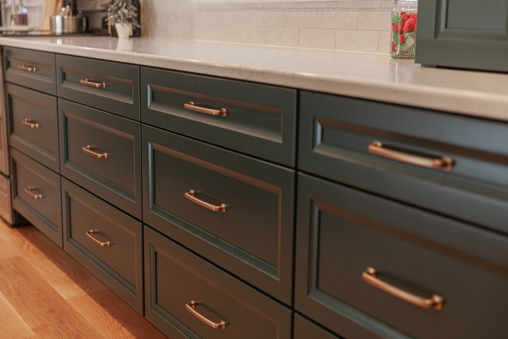 Home design - transitional home design idea