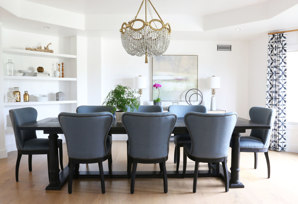 Inspiration for a modern dining room remodel in Salt Lake City