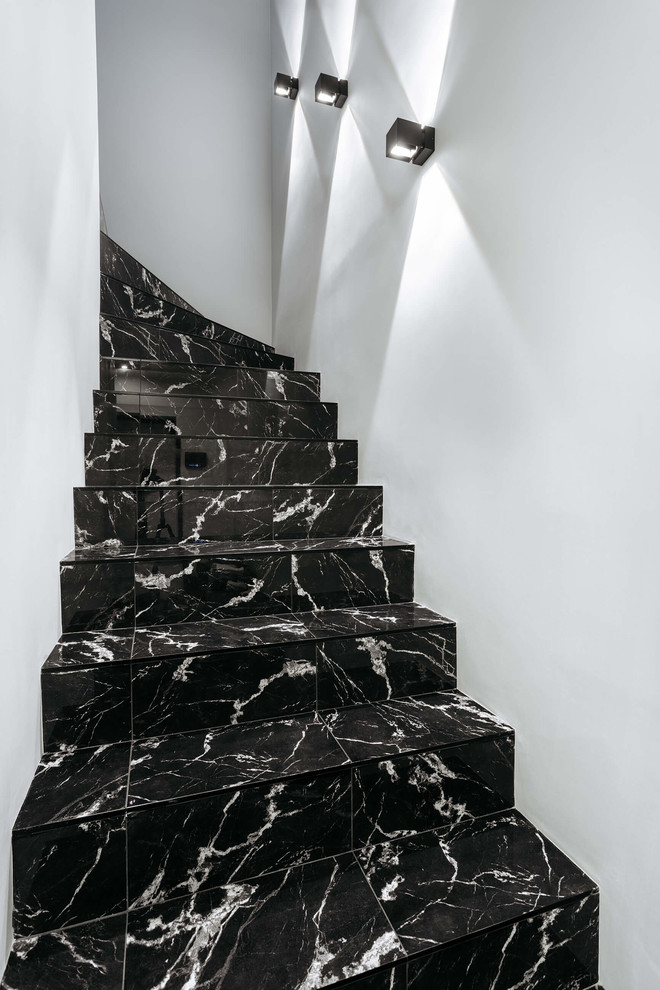 Танухаус в современном стиле