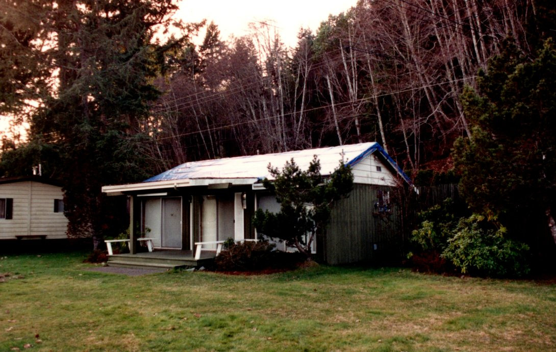 Demetrios Rental Cabin (raised)