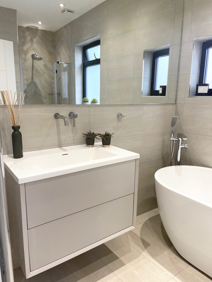 Main Bathroom golders Green