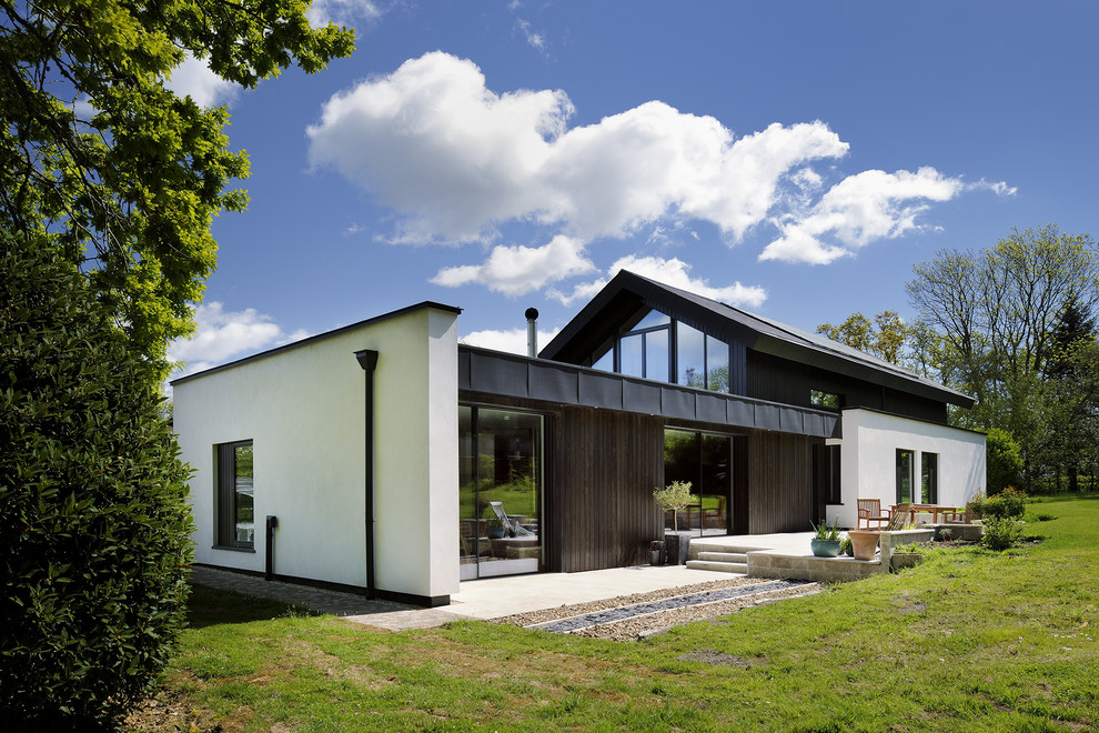 This is an example of a contemporary exterior in Hampshire.