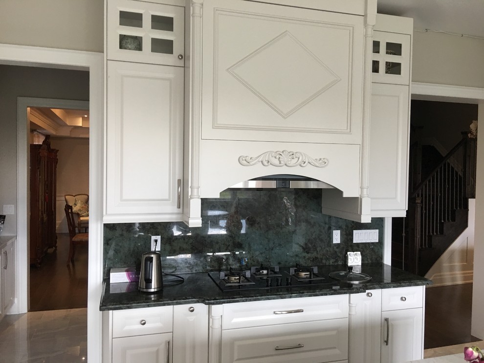 Inspiration for a transitional kitchen remodel in Toronto