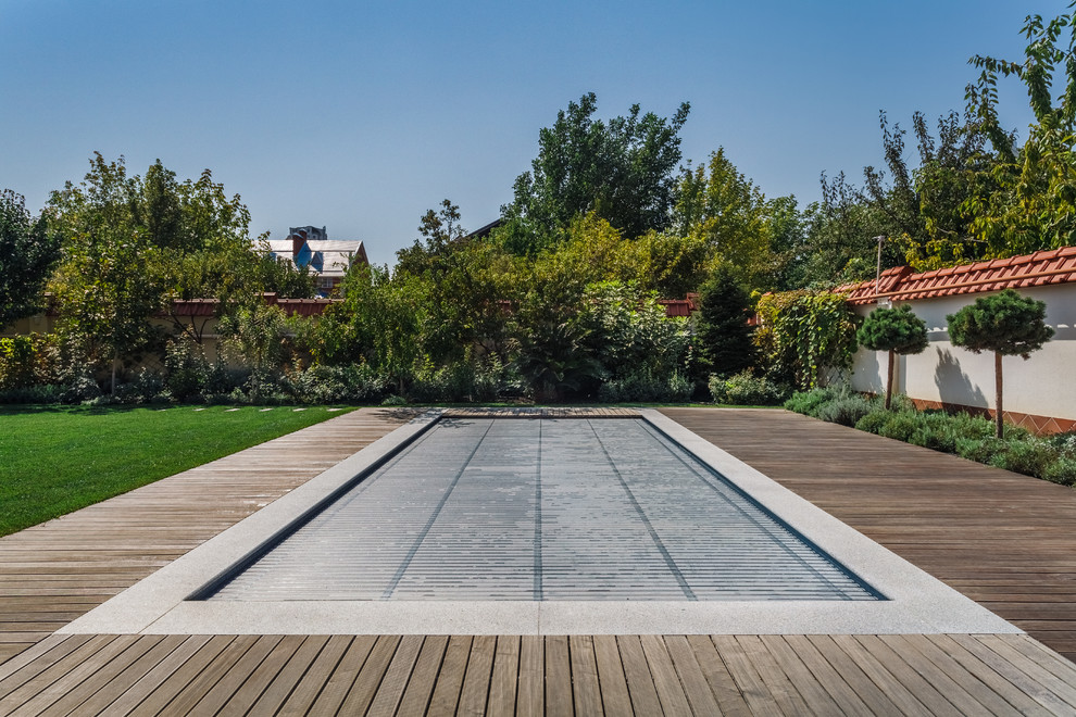 Открытый бассейн.