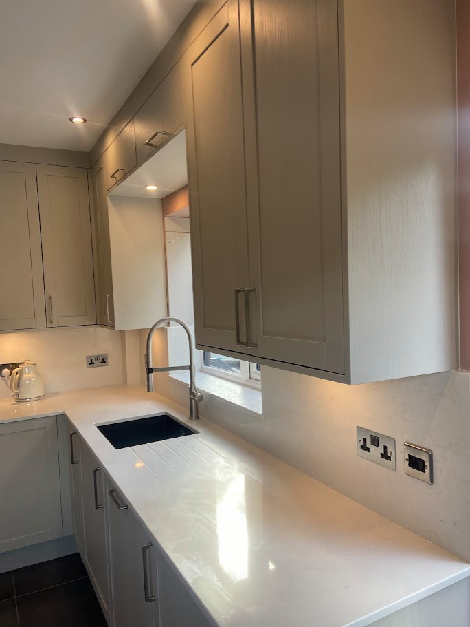 The Walton Kitchen - Balham - RRP £21,000 - Luxe Price £18,400
