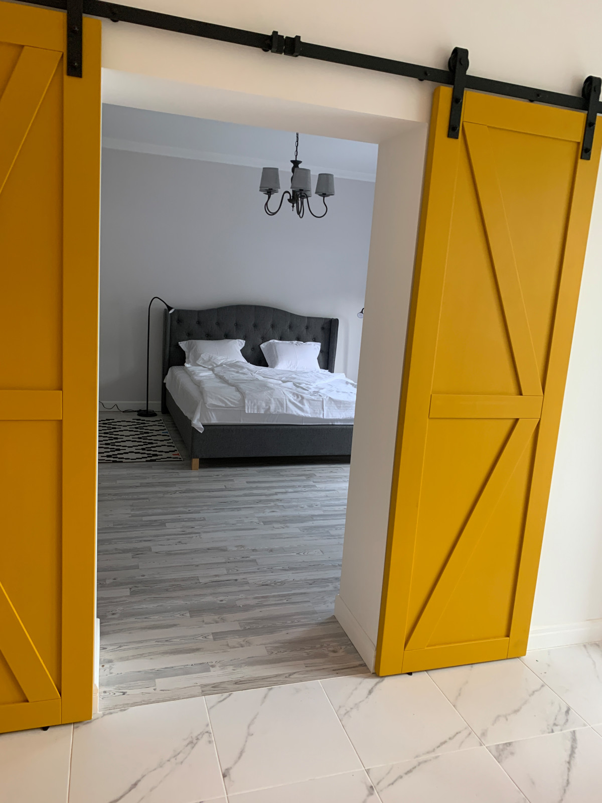 Яркая Квартира в старом Конигсберге