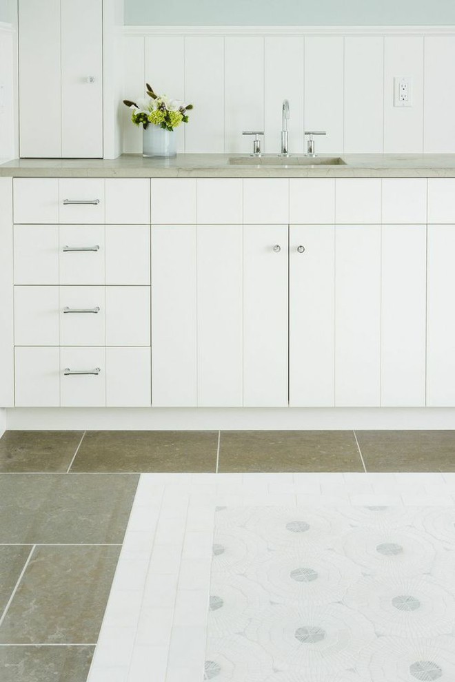 Kitchen - coastal kitchen idea in Seattle