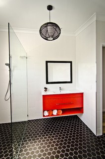 50's Beach House Renovation Peregian Beach - Beach Style - Bathroom - Sunshine Coast - by Soul Space