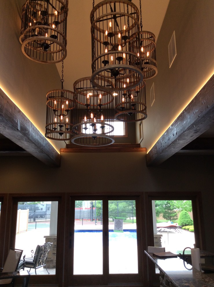 Mountain style entryway photo in Chicago