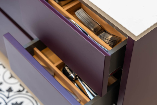 IL COLORE VIOLA modern-kueche