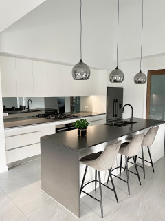 Photo 5 listed on Houzz